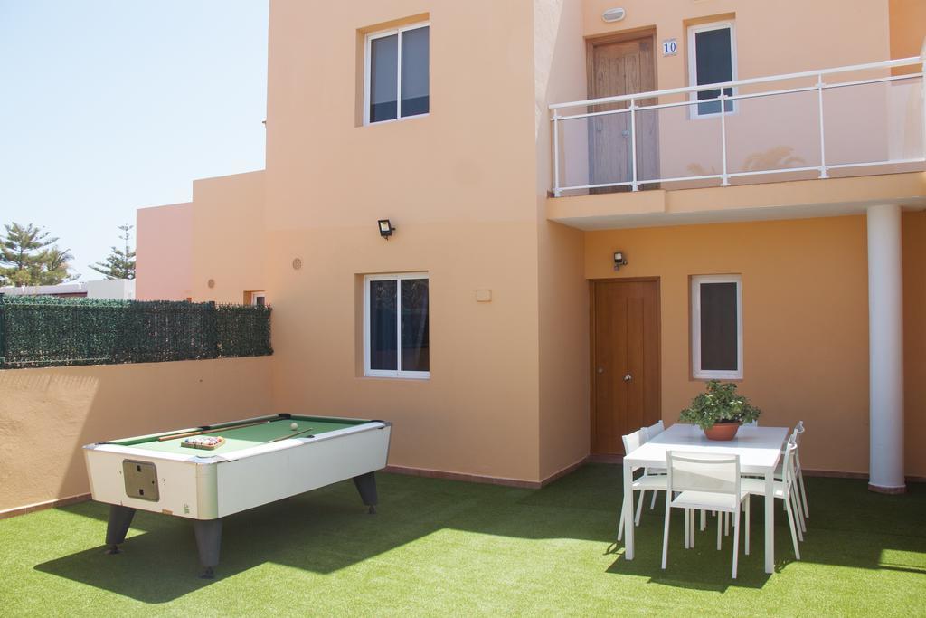 Anju Villas Los Delfines Bravo'S Apartments Коралео Екстериор снимка
