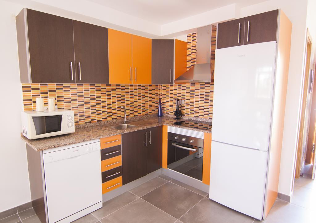 Anju Villas Los Delfines Bravo'S Apartments Коралео Екстериор снимка